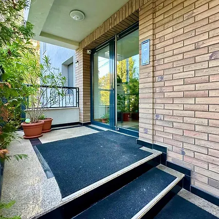 Moeciu 3 A Апартаменти